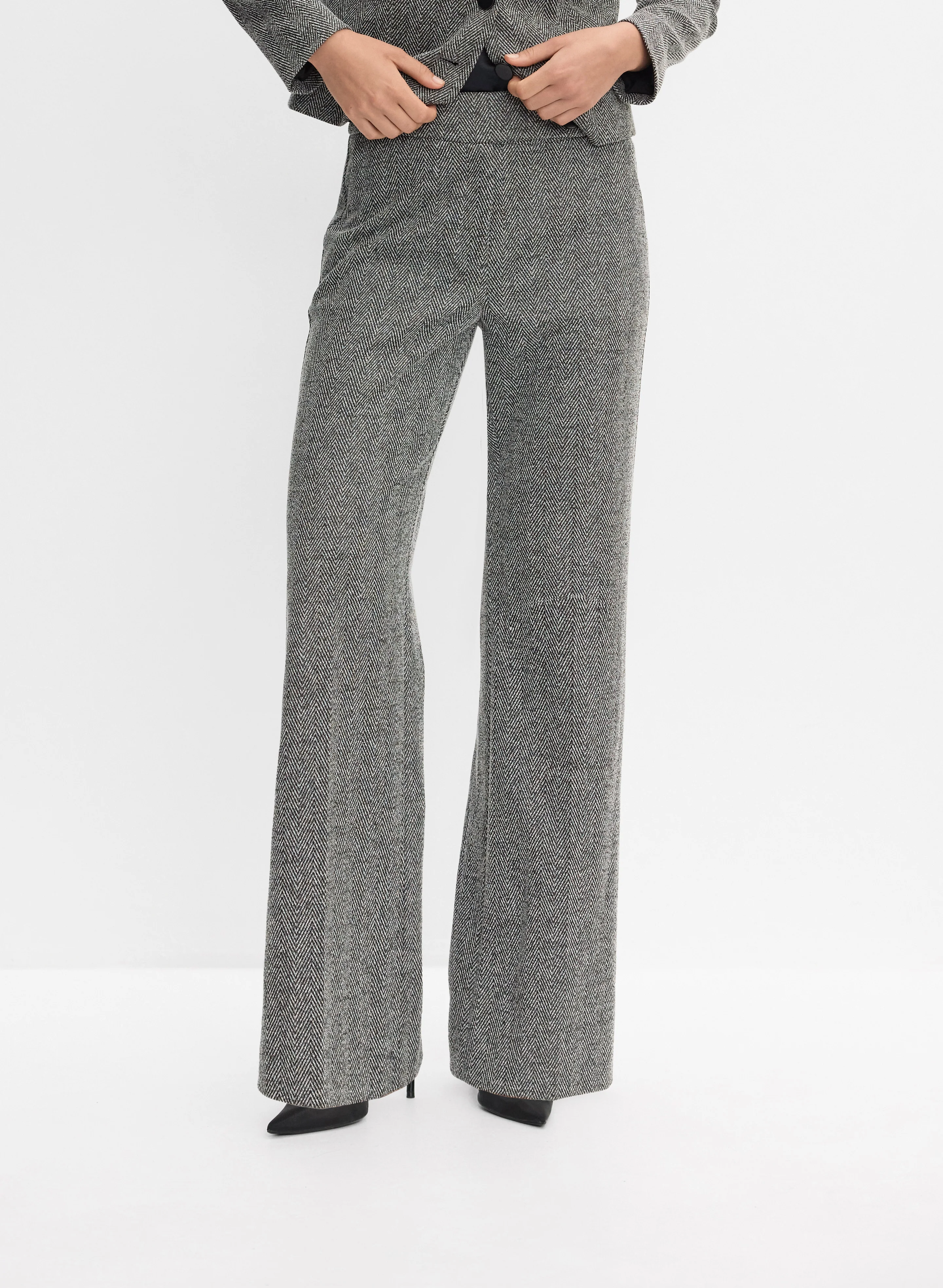 Sale under 40% off